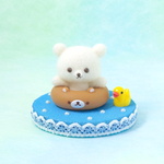 うきわで遊ぶよ♪【しろくまくん】