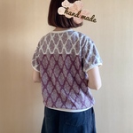 ユヌフルール柄の半袖プルオーバー
