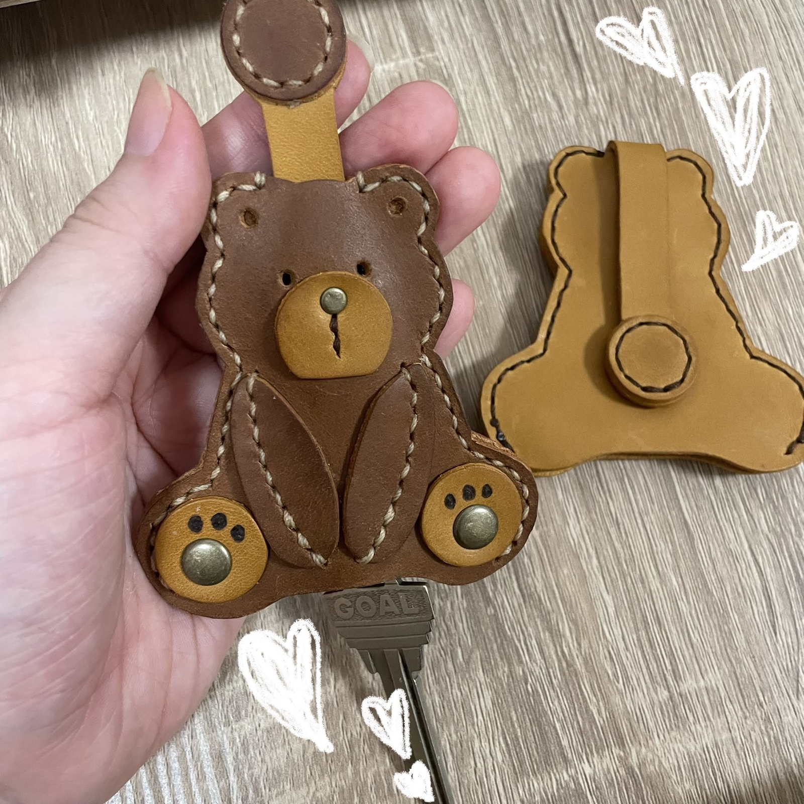 本革くまさん🧸キーケース キークロシェット キーカバー 鍵カバー ベル