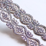 インド刺繍リボンᢂビジューブレード【パープル】刺繍リボン 刺繍リボン トリム ブレード ジャガードリボン チロリアンテープ レース チュールレース