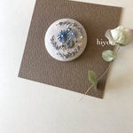 刺繍ブローチ