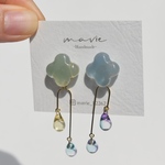 【再販】雨と太陽　フラワーモチーフと雫のビーズの2wayレジンピアス　お花のレジンピアス　レジンアクセサリー　お花のレジンイヤリング　ギフト　誕生日プレゼント　結婚式　お呼ばれ　ギフトラッピング