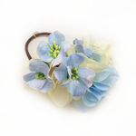 青いお花のブーケ