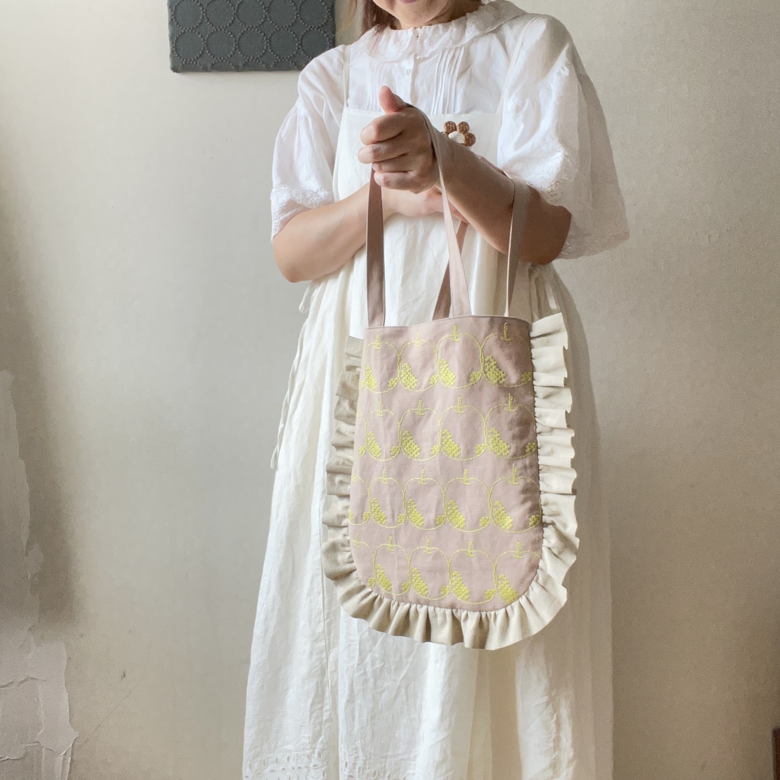 ミナペルホネン mela フリルトートバッグ A4サイズ - WORKBOX | minne