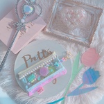 ファンシーなシャカシャカリールキーケース