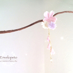 お砂糖菓子の桜 ✳︎ 花びらの揺れる片耳イヤリング(イヤーカフ)  〜薄紅と淡紫の甘やかな彩り〜 (コーラルピンク パープル) ✻再販9✻