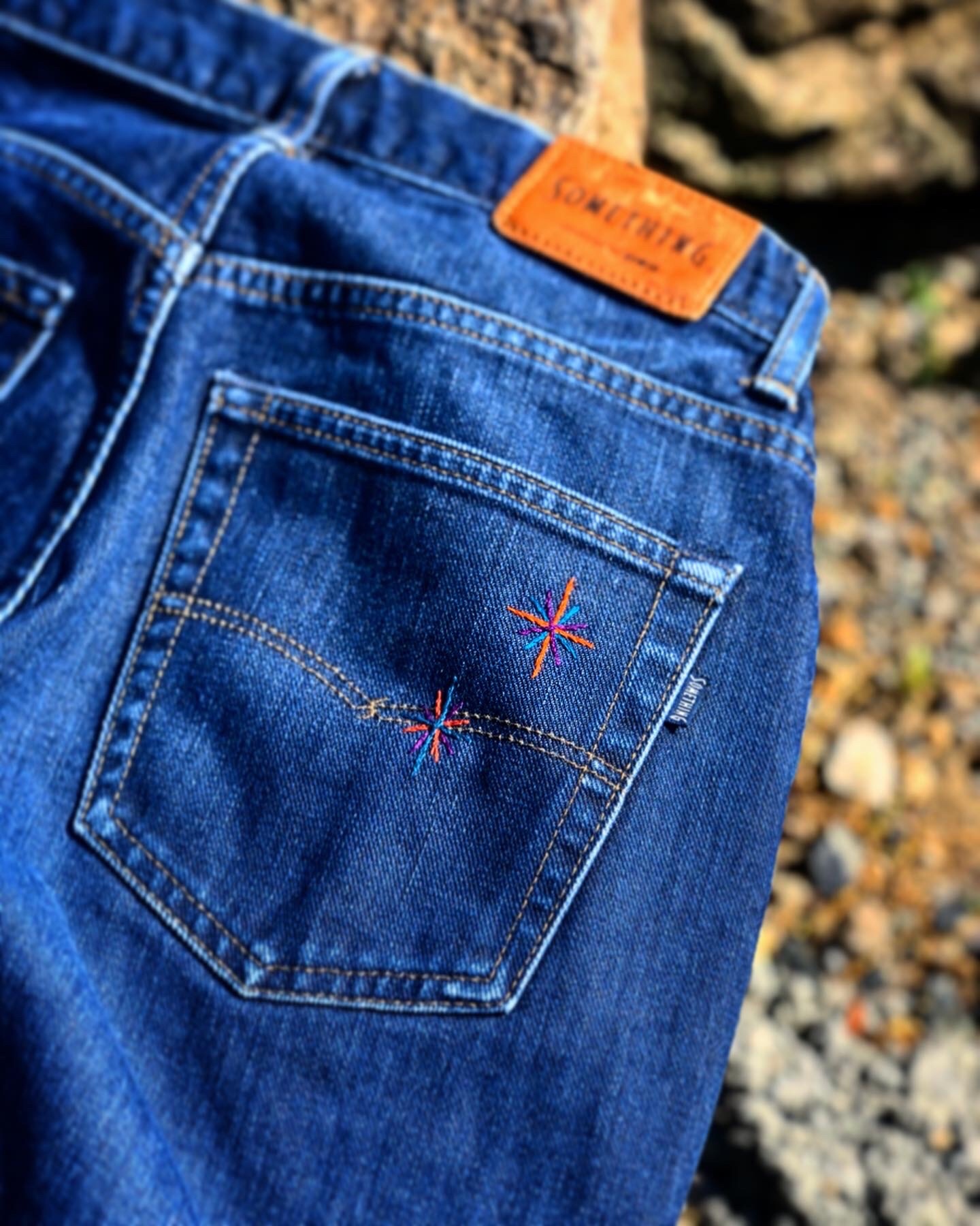 Little Peep 刺繍デニムパンツ