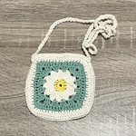 ポシェット　グラニースクエア