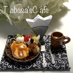 hand made ミニチュア　ドールハウス　カフェのスイーツ　フルーツプリンパンケーキ