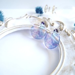 ぷっくりガラス蝶々柄シルバー  ピアス/イヤリング