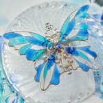 海風色のステンドグラス蝶のバレッタ（hair ornaments of Stained glass butterfly〜umikaze〜 ）