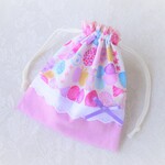 北欧風　女の子らしい小さな巾着　ラズベリー