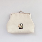 がま口サイフ　ポーチ　「今日からネコは！」刺繍　