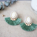 ビーズ刺繍𓍯アンティーク風greenフリンジ ピアス