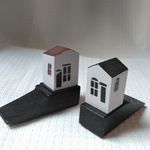 ちっちゃなお家のドアストッパー（黒）