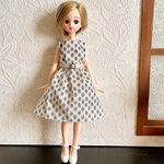 ドールアウトフィット　リカちゃん　ブライスサイズ