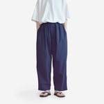 アイロンがけがいらない。サイドストライプのテーパードパンツ(Navy)  フリーサイズ