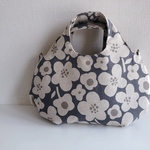 海の月バッグ　puka  北欧の花グレー