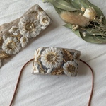 ホワイト×ブラウン　インド刺繍　刺繍　ポ二ーフック　ヘアカフ　紐　紐アレンジ　ヘアフック　ラップリボン　ラップポニー　ヘアアクセサリー　