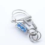 青いホタルガラスのカラビナのキーホルダー・キーリング　男性へのバレンタインや女性への誕生日プレゼントに