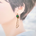 夏 沖縄 ホタルガラス × シェル 揺れる ロング ピアス / イヤリング グリーン ★ 一点もの ★