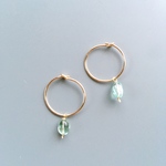 ロシア産　エメラルドのフープピアス