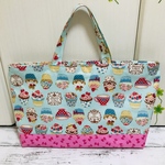 【SALE】雨の日に♪ラミネートレッスンバッグ＊カップケーキ柄