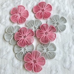 ペーパークイリング　ピンクと白のお花のパーツセット