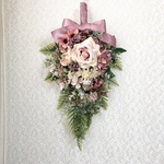 サーモンピンクの薔薇のスワッグ