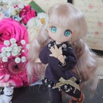 チラ見せスカートのチュニックワンピとニーハイソックス(紫×黒)