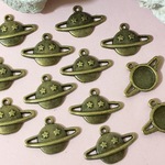 =10個= 土星 星 宇宙 ピアス ネックレス トップ チャーム