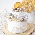 【再販】クレイケーキ　飾り付き　ウェルカムスペース　ベージュ×ホワイト　誕生日ケーキ　結婚式