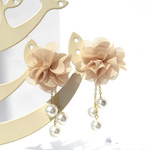 パールとお花風シフォンピアス