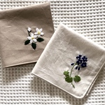  [M様オーダー] 刺繍ハンカチ2枚セット☆ジャスミンと青いゼラニウム