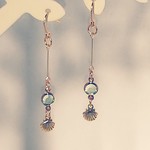 ❤大セール❤小さな貝が揺れるピアス