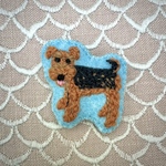 ウェルシュテリア刺繍ブローチ