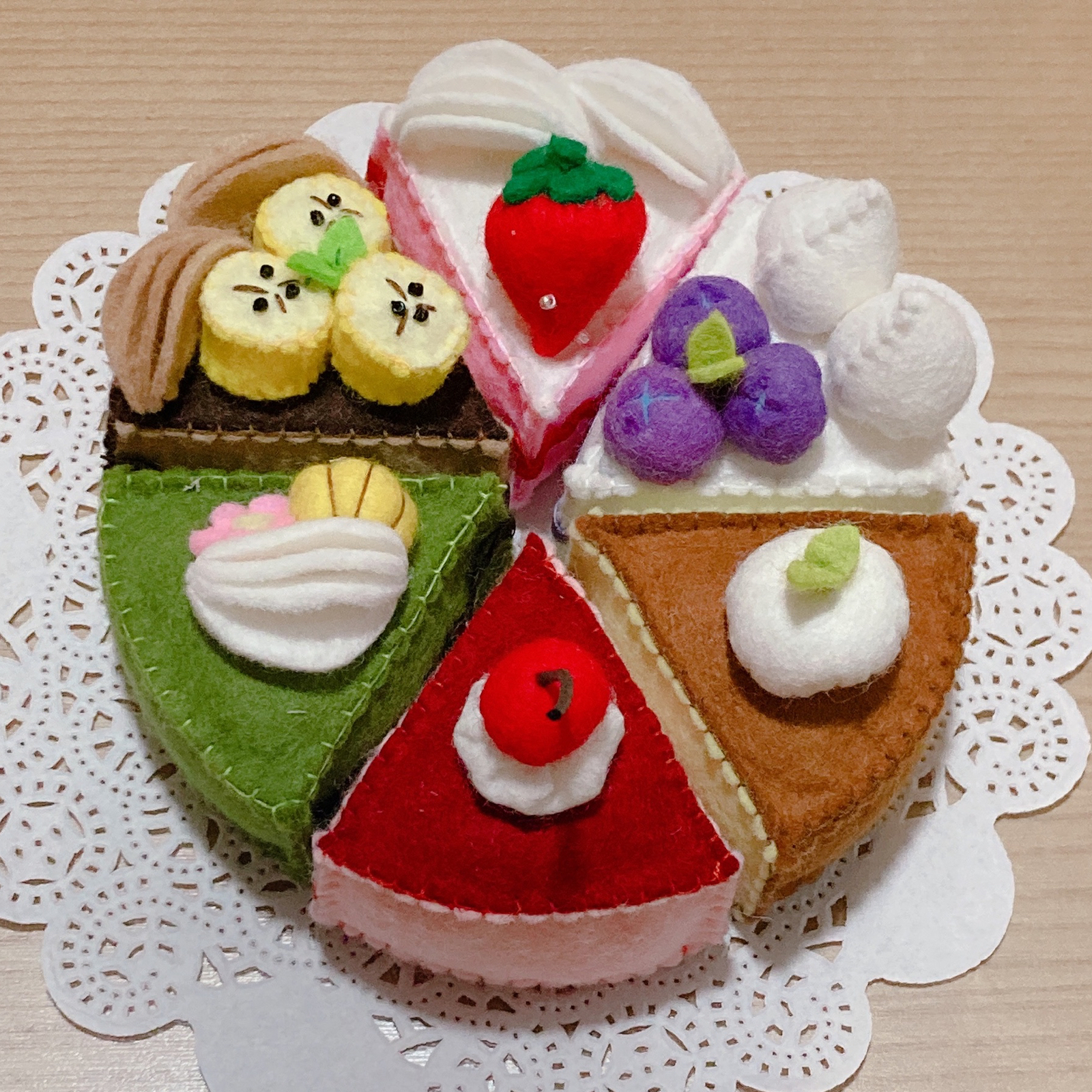 コチページ＊フェルトケーキ 0_4644b7915e16314899b11acb33e0