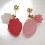 いちごGummyピアス:) 33103310様