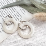 ゴールド×ホワイト 2way 大ぶり フープ チタンピアス