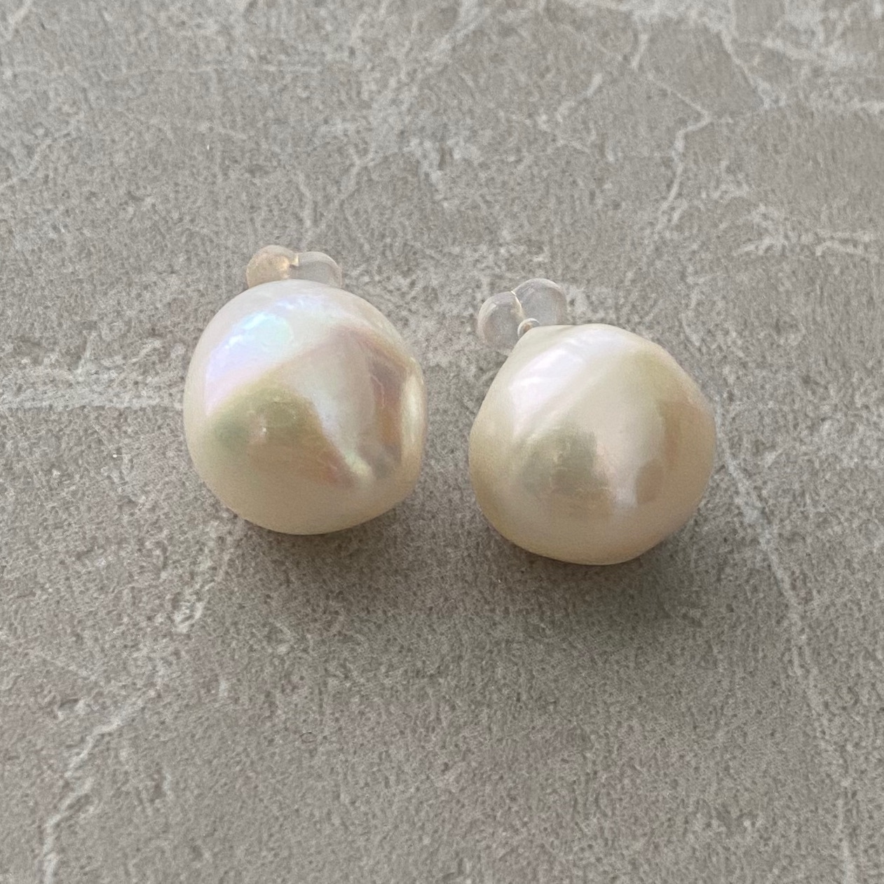 【久々の出品】大粒　こぼれバロックパールのピアス(イヤリング) バロックパール こぼれパール ピアス イヤリング - Blanc