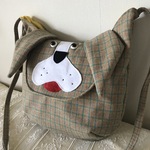 3wayで使えるビーグルさんのマチ付きショルダーバッグ