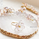 受注・１点限定/【透き通るクリアお花のフリーサイズリング】 レジン　お花　限定　シリーズ　リング　華奢　大人可愛い　可愛い　人気　フリーサイズ　氷　クリア　夏　涼しげ　透明　指輪