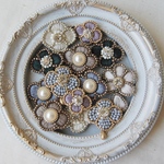 お花の刺繍ピアス/イヤリング　