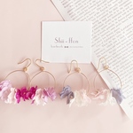 【  vivid or pale pink 】flowerフープピアス/イヤリング　浴衣にも