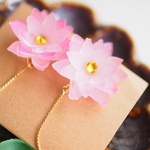 蓮の花のピアス（イヤリング変更可能）