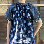 備後絣のブラウス