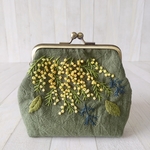 ＊＊ミモザ・グリーン＊＊ 手刺繍　がま口ポーチ