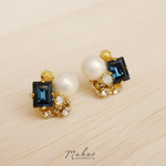 ピアス　mini コットンパールのビジュー