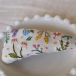 sold-out  展示品　No.007お花畑さんかく手刺繍ヘアピン　ハンドメイド