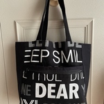 ファスナーポーチポケット付き　スクエアミニバッグ　ハンドメイド